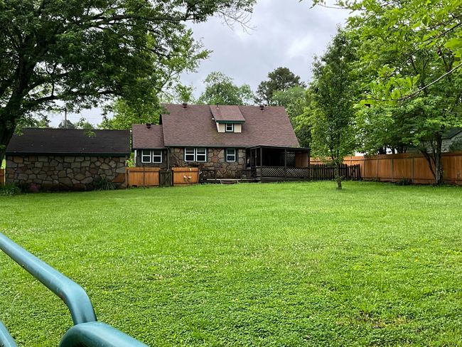 Back Yard | Image 4