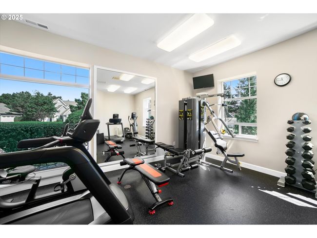 5852 Sw Cupola Dr, Condo with 2 bedrooms, 2 bathrooms and 1 parking in South Beach OR | Image 38