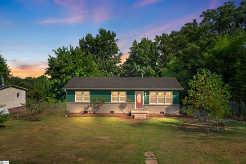 137 Anderson Dr, spartanburg, SC, 29302-3063 | Card Image