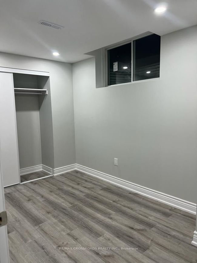 LOWER - 6 Gillett Dr, House other with 2 bedrooms, 1 bathrooms and 1 parking in Ajax ON | Image 12