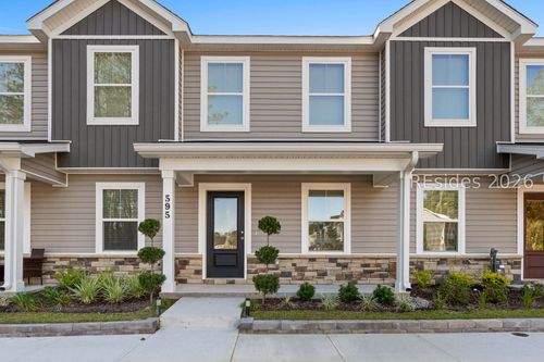 595 Royal Rd, Hardeeville, SC, 29927-5652 | Card Image