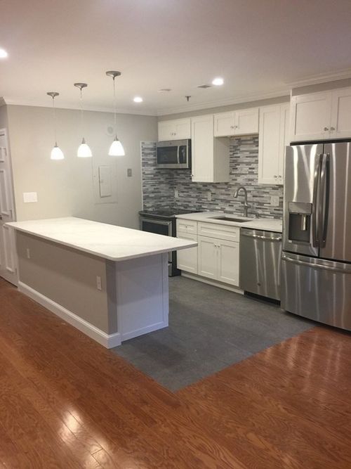1f-16 Harcourt St, Boston, MA, 02116-6493 | Card Image