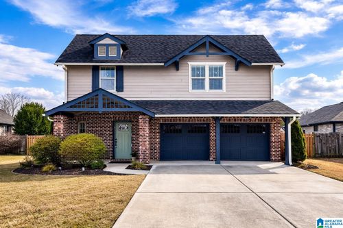 8045 Caldwell Dr, TRUSSVILLE, AL, 35173-1799 | Card Image