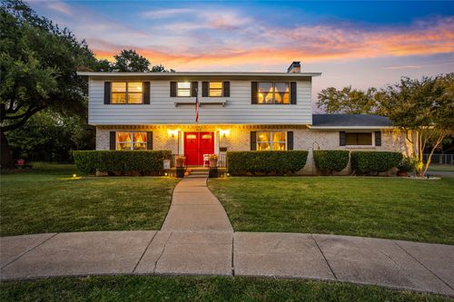 2518 Glenbrook Cir, Garland, TX, 75041-2901 | Card Image