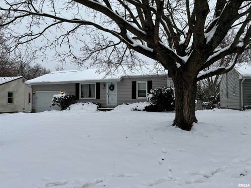 2214 W Camille St, Peoria, IL, 61614-3702 | Card Image