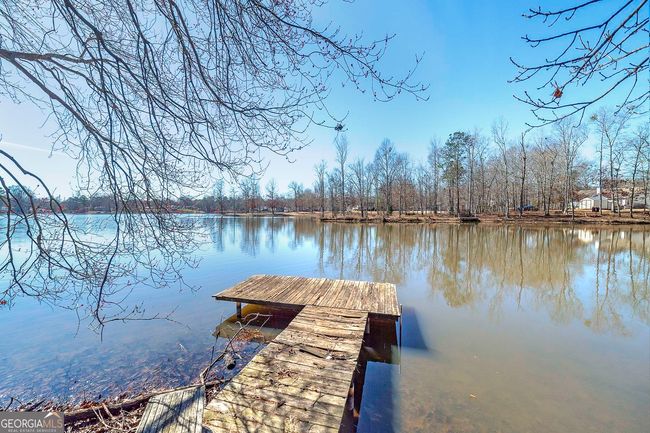 252 Lakeview Dr, House other with 3 bedrooms, 2 bathrooms and 2 parking in Locust Grove GA | Image 6