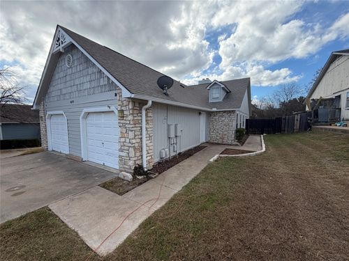 b-507 Cutty Trl, Lakeway, TX, 78734-4853 | Card Image