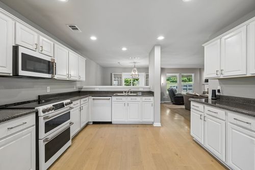 1026 Harmony Ln, Hendersonville, TN, 37075-1736 | Card Image