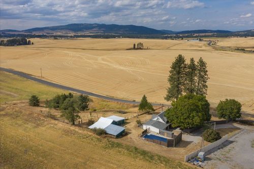 15110 E Stoughton Rd, Valleyford, WA, 99036-8539 | Card Image