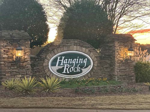 663 Flintrock Dr, Boiling Springs, SC, 29316-7436 | Card Image