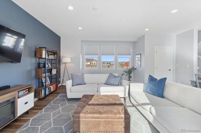 1828 Blue Oak Ct, House other with 3 bedrooms, 3 bathrooms and 2 parking in Castle Rock CO | Image 11