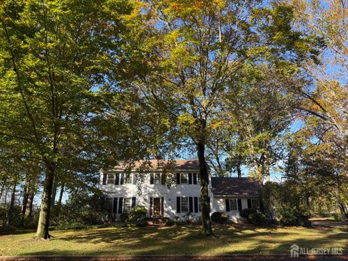 3 Beechtree Ln, Plainsboro, NJ, 08536-3701 | Card Image