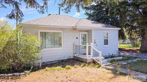 310 Louise Dr, Arco, ID, 83213-8743 | Card Image