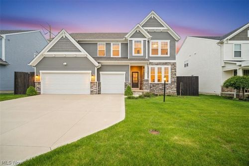 8809 Leatherleaf Dr, Columbia Station, OH, 44028-9851 | Card Image
