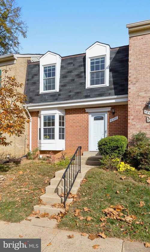 10348 Granite Creek Ln, OAKTON, VA, 22124-2723 | Card Image