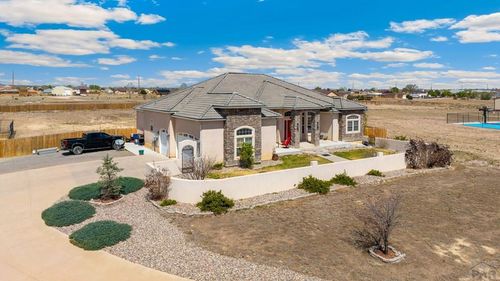 1073 W El Esperante Dr, Pueblo West, CO, 81007-7042 | Card Image