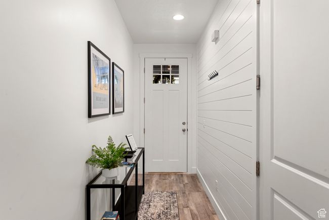 537 N Blue Lake St St, Townhouse with 3 bedrooms, 3 bathrooms and 4 parking in Garden City UT | Image 9
