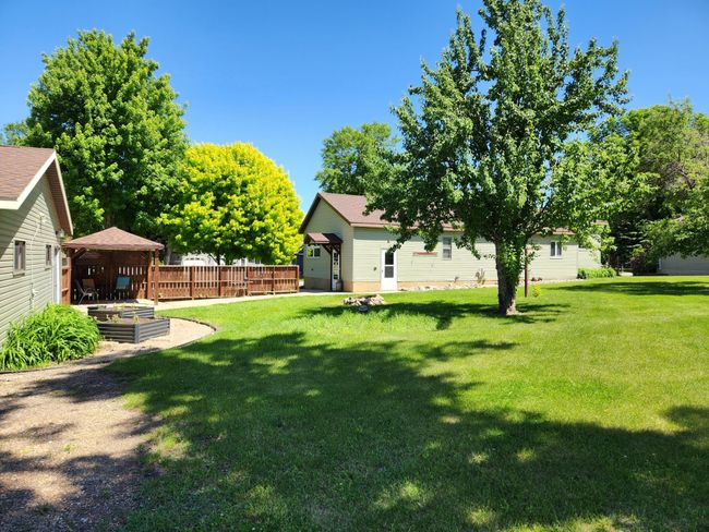 A view of the back yard from SW corner. | Image 25