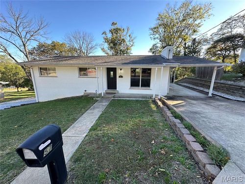 57 Lois Ln, Fenton, MO, 63026-4604 | Card Image