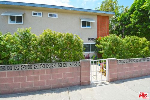 1-10854 Morrison St, North Hollywood, CA, 91601-4666 | Card Image