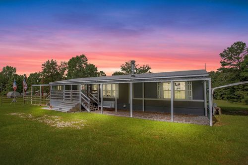 636 Roberson Rd, Hallsville, TX, 75650-4236 | Card Image