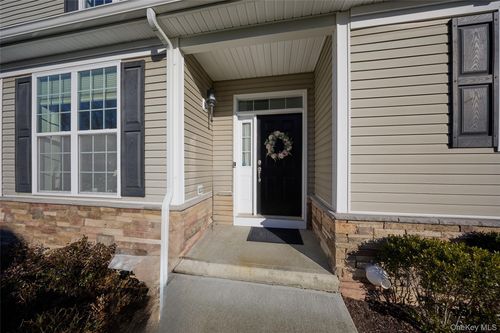 40 Evan Court, Fishkill, NY, 12524 | Card Image