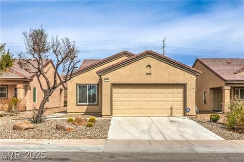 3520 Kittiwake Rd, North Las Vegas, NV, 89084-2416 | Card Image