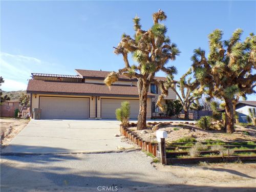 56563 Golden Bee Dr, Yucca Valley, CA, 92284-4238 | Card Image