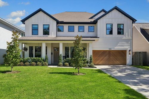 1313 Thornton Rd, Houston, TX, 77018-3128 | Card Image