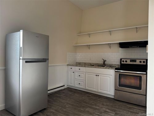 3b-24 Front St, Millbrook, NY, 12545-5948 | Card Image