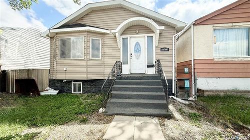 2929 Dewdney Ave, Regina, SK, S4T0Y1 | Card Image