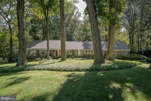 712 Woodcrest Rd, WAYNE, PA, 19087-3608 | Card Image