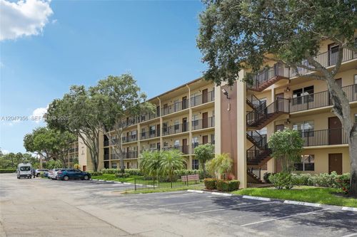 108j-13455 Sw 9th Ct, Pembroke Pines, FL, 33027-1801 | Card Image