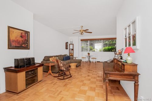 1l-2500 Johnson Ave, Bronx, NY, 10463-4925 | Card Image