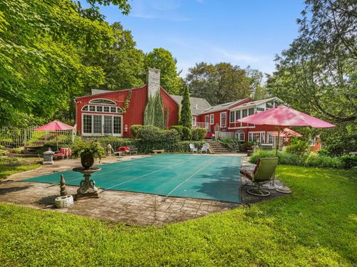 4 Whippoorwill Ln, Weston, CT, 06883-1010 | Card Image