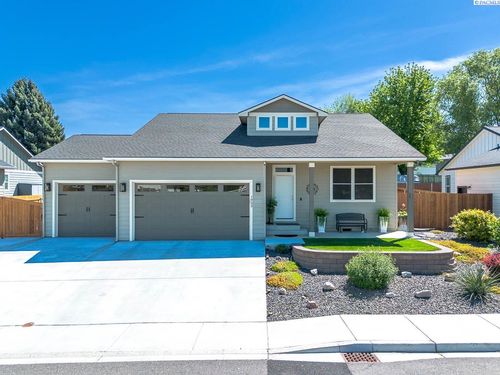 1923 W 39th Avenue, Kennewick, WA, 99336 | Card Image