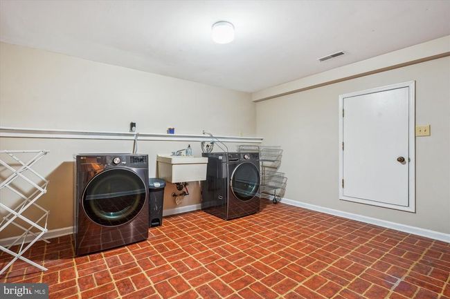 4499 Larchmont Ct, House other with 4 bedrooms, 3 bathrooms and null parking in DUMFRIES VA | Image 40