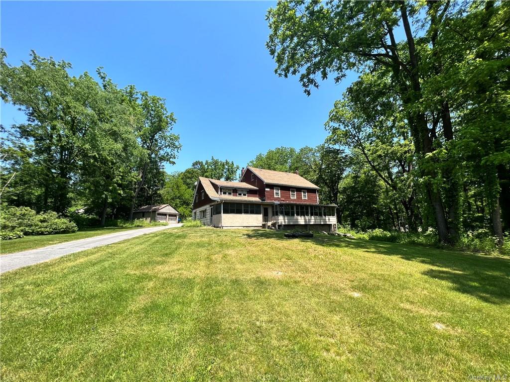 State Route 300 , Wallkill, NY 12589