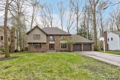 238 Foxdown Rd, Holland, MI, 49424-2789 | Card Image