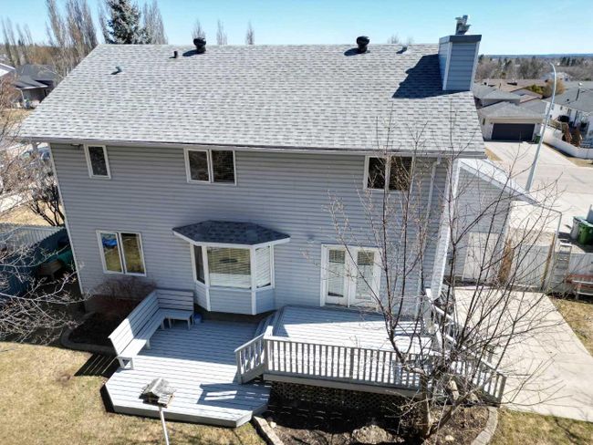 1110 60 Street, Home with 5 bedrooms, 3 bathrooms and 4 parking in Edson AB | Image 8