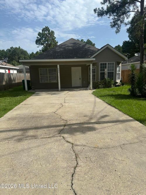 6024 E Oktibbeha St, Bay Saint Louis, MS, 39520-8276 | Card Image