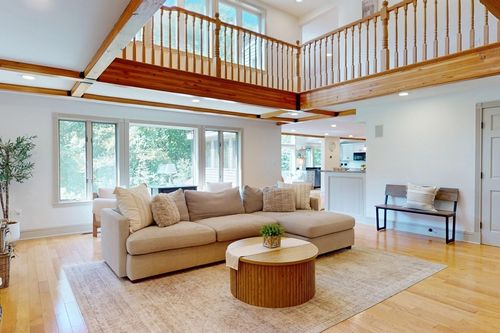 22 Old Cambridge Turnpike, Lincoln, MA, 01773 | Card Image