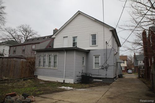 4869 Courville St, Detroit, MI, 48224-2713 | Card Image