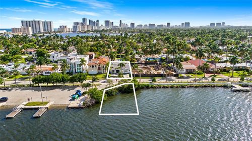 822 Polk St, Hollywood, FL, 33019-1311 | Card Image