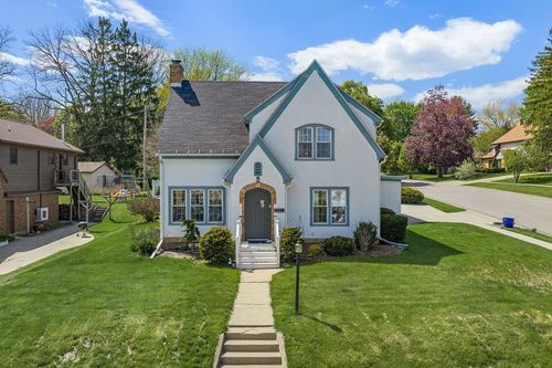 1421 Ash Street, Baraboo, WI, 53913 | Card Image