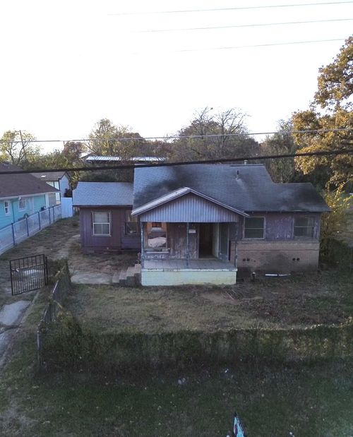 4740 Shackleford St, Fort Worth, TX, 76119-4922 | Card Image