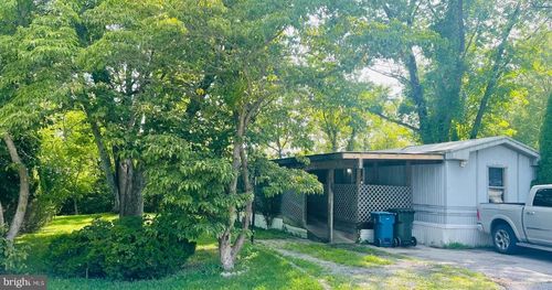 563 Pine Dr, YORK, PA, 17406-7607 | Card Image