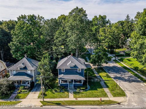 329 Saint Clair St, Romeo, MI, 48065-4664 | Card Image