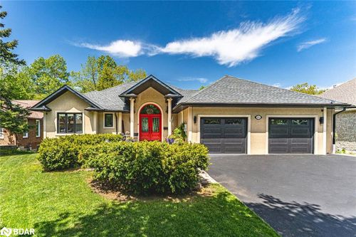 64 Woodcrest Rd, Barrie, ON, L4N2V5 | Card Image