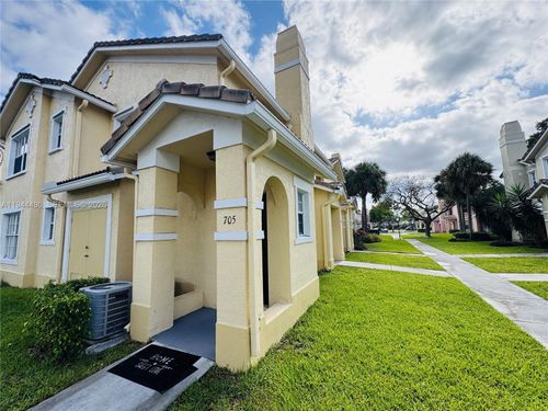 705-705 Belmont Ln, North Lauderdale, FL, 33068-4271 | Card Image